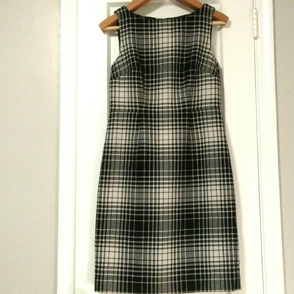 4/$20 Semantiks Sleeveless Midi Dress - Picture 3 of 7